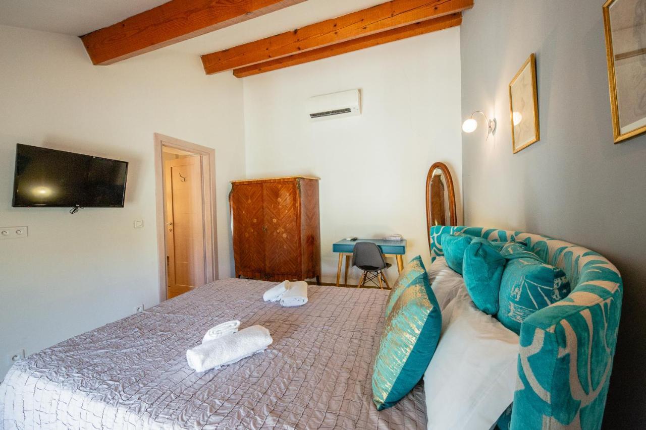 Auberge U n'Antru Versu San-Gavino-di-Carbini Exterior foto